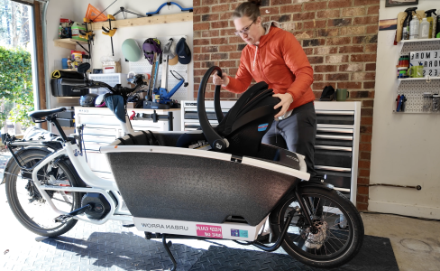 urban arrow family cargo bike infant seat.png